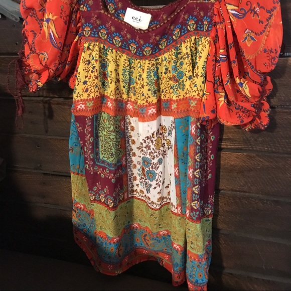 🌺Darling Boho sheer blouse patchwork like pattern - Picture 6 of 10