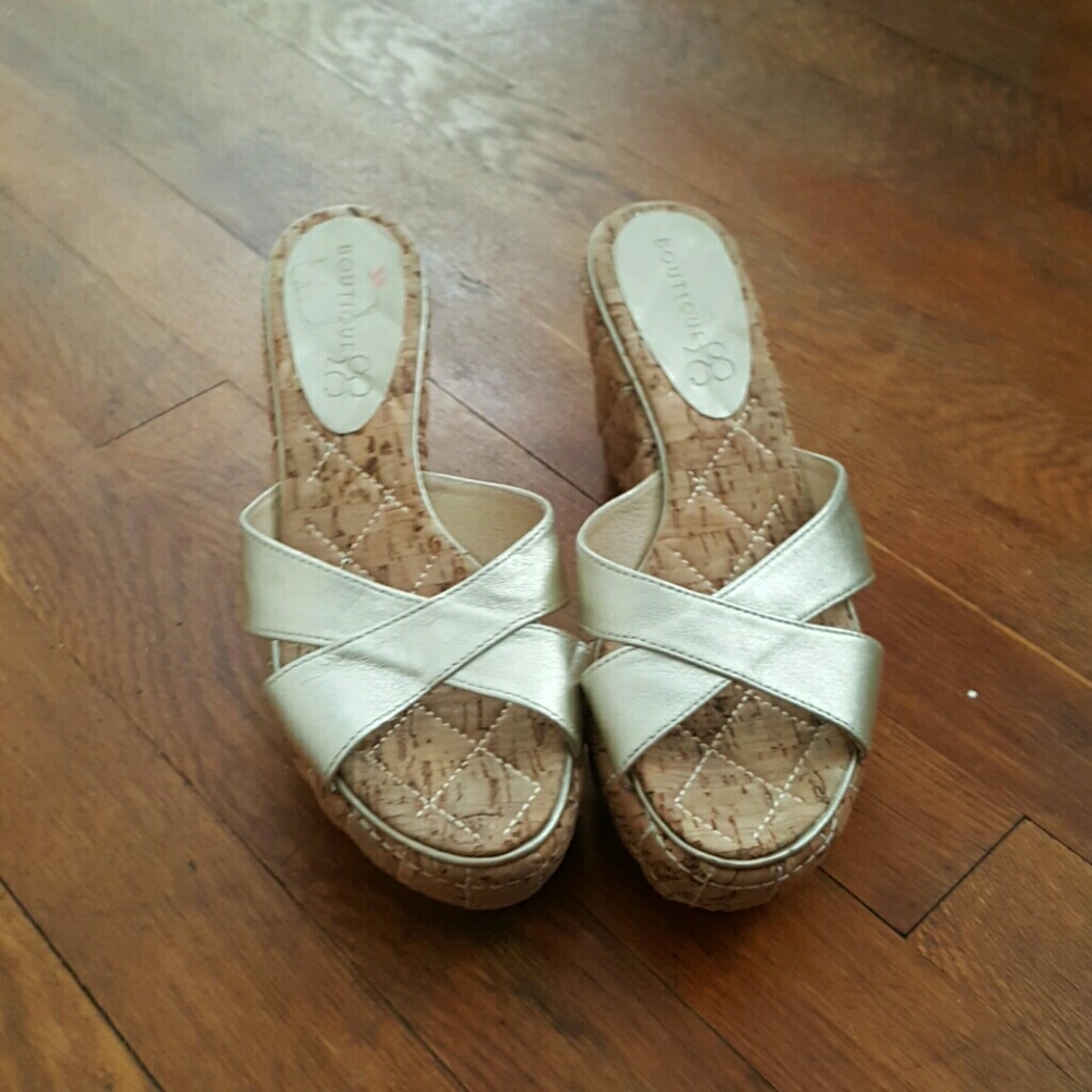 Sandles