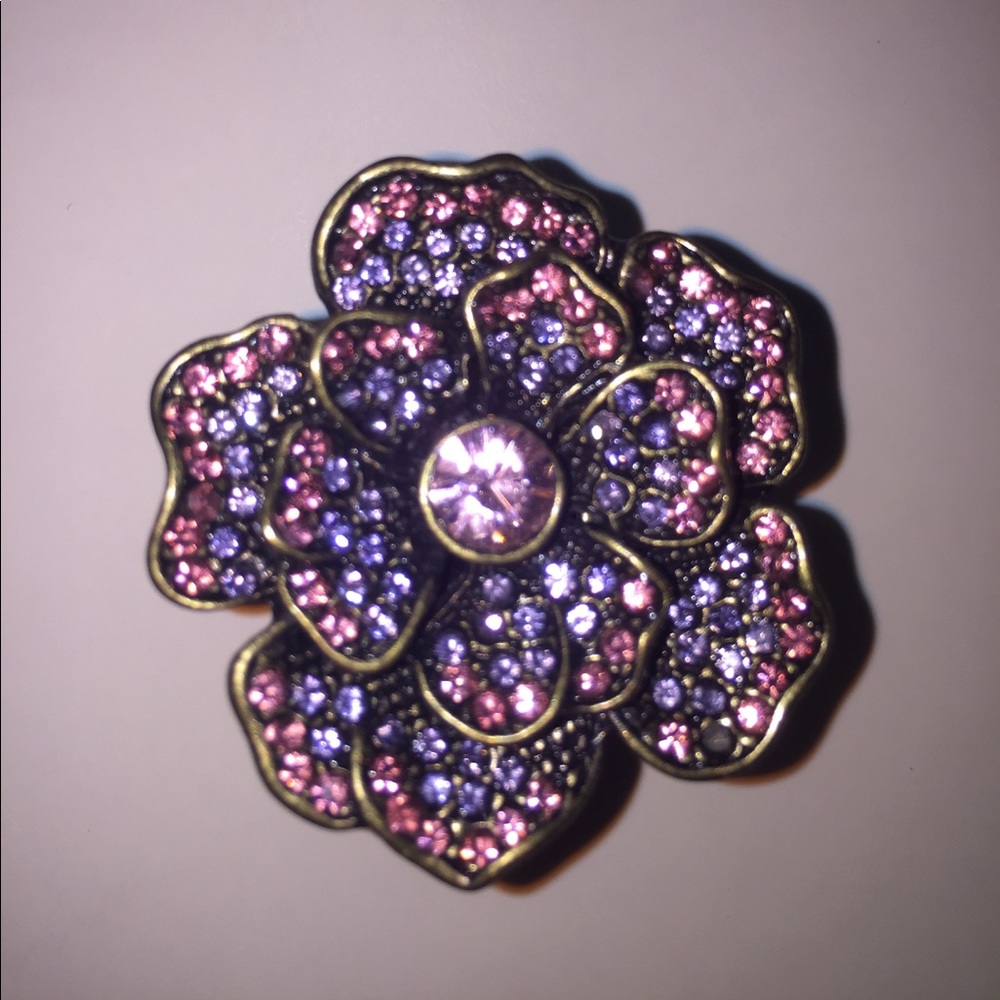 Statement flower ring