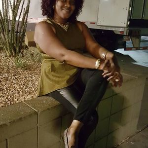 Meet your Posher, Hadja