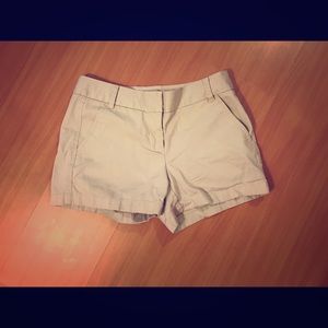 Jcrew chino shorts 5 in size 2