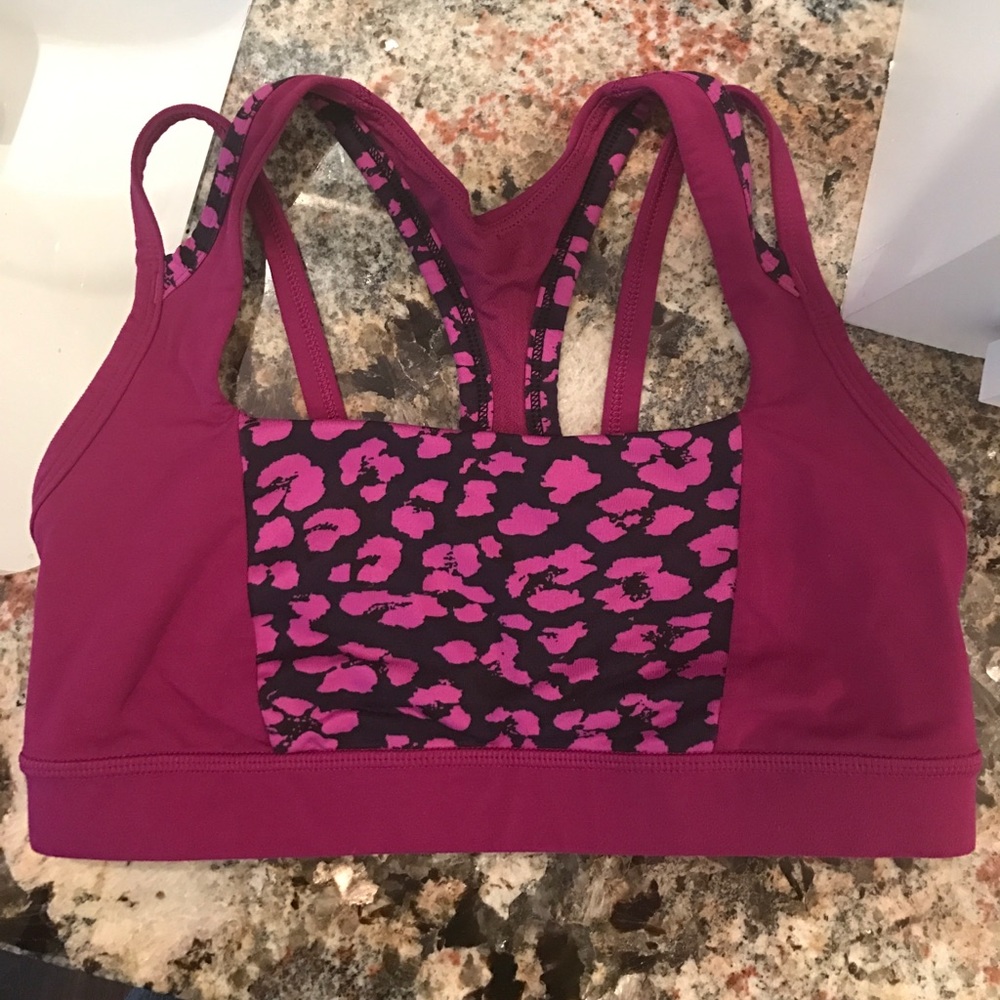 Lulemon sports bra size 6