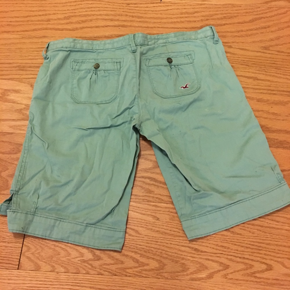 Hollister shorts - Picture 2 of 4