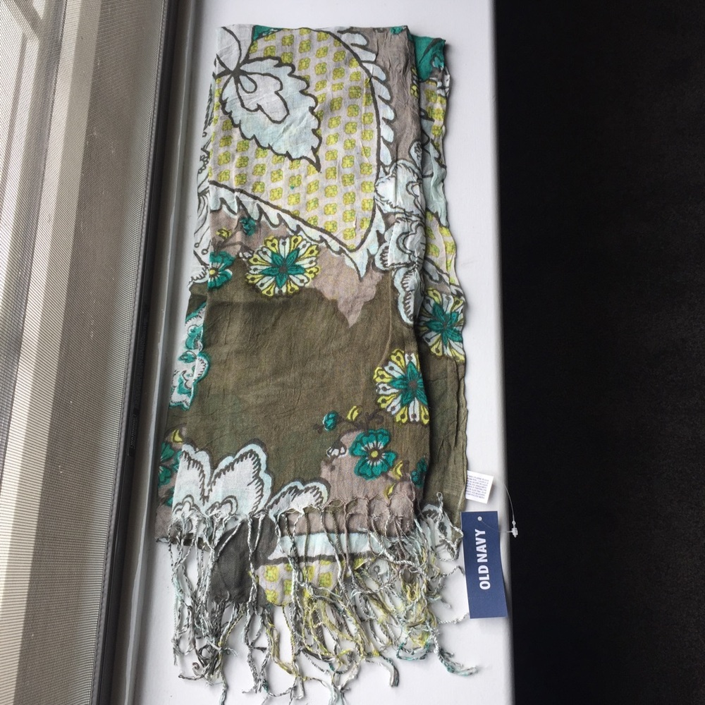 Old Navy Scarf