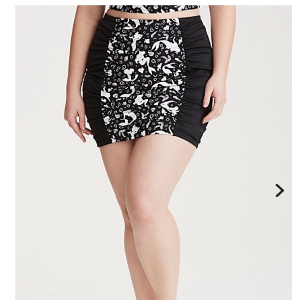 Torrid Disney Little mermaid 2 piece set NWT 🎉HP - Picture 4 of 8