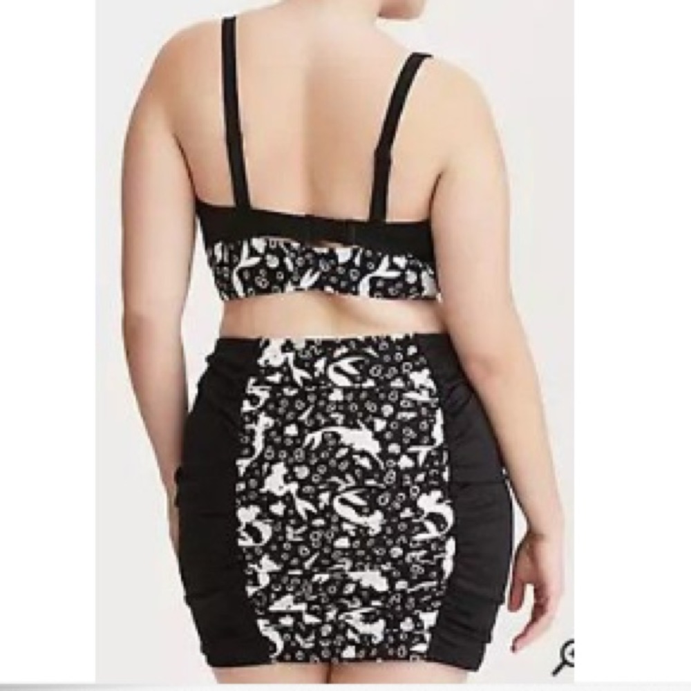 Torrid Disney Little mermaid 2 piece set NWT 🎉HP - Picture 3 of 8