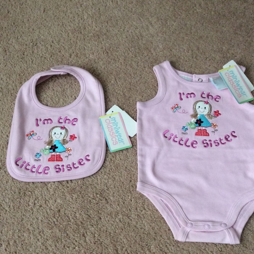 NEW girls Little Sister bib and Onesie 3-6m