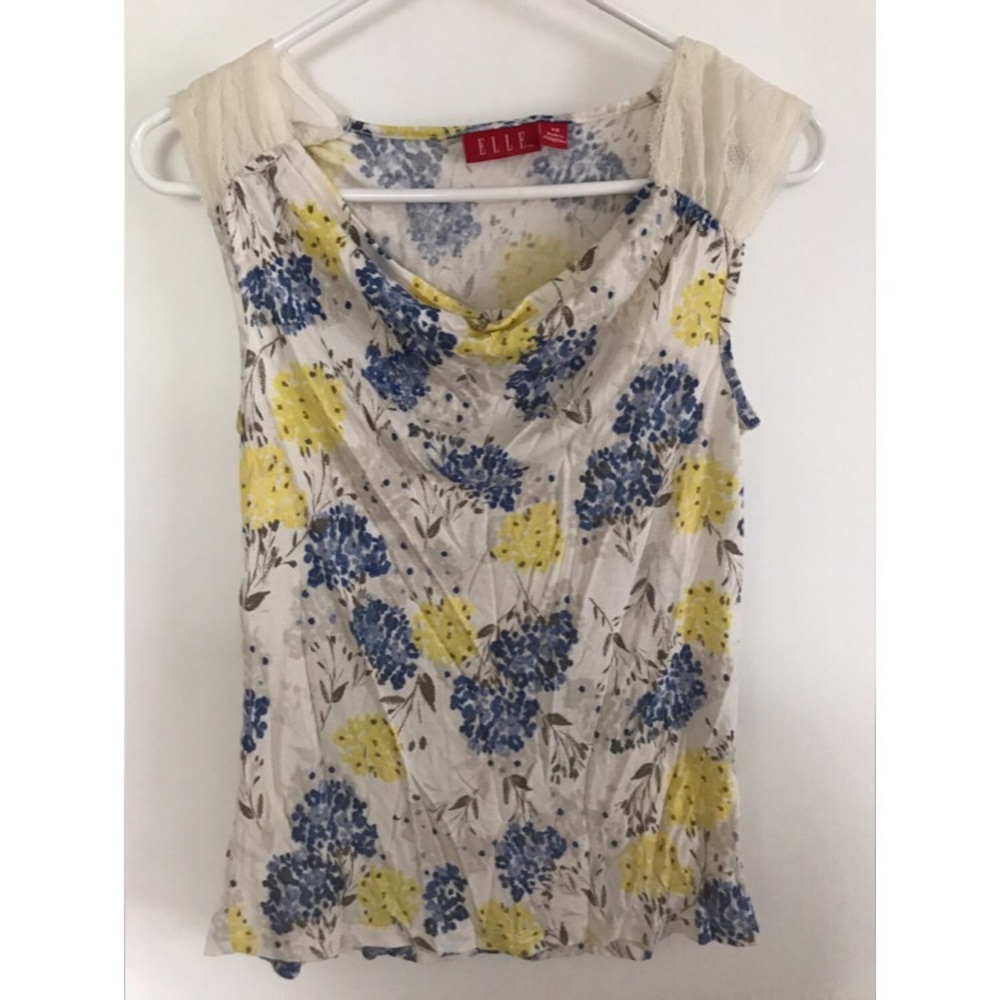 ELLE Summer Top with Lace Sleeves Sz XS