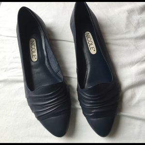 Nicole flats