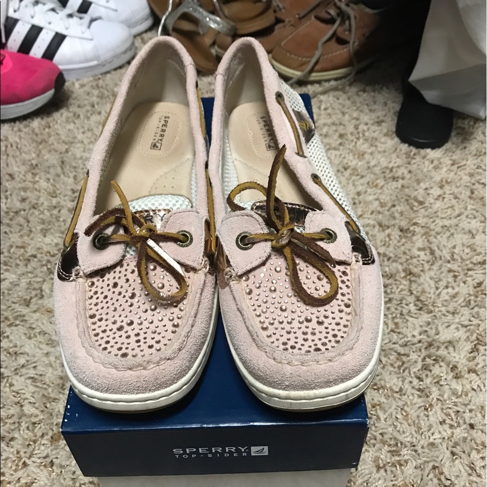 🐸sold locally  🐸sperrys angelfish shoes