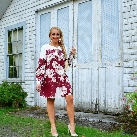 From $44🛑LAST 1🛑 FLIRTY BOHO FLORAL DRESS - Picture 3 of 4