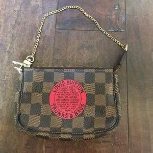 Louis Vuitton Damier coin purse