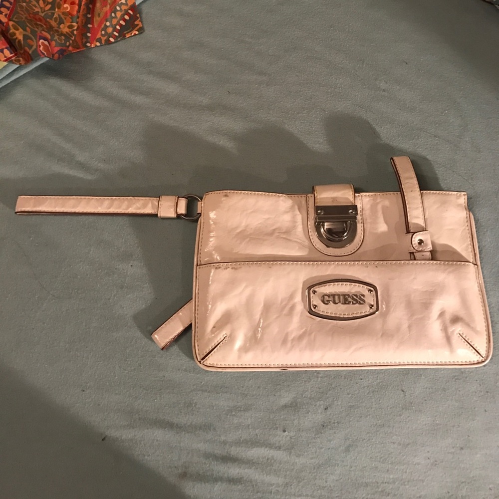 GUESS clutch