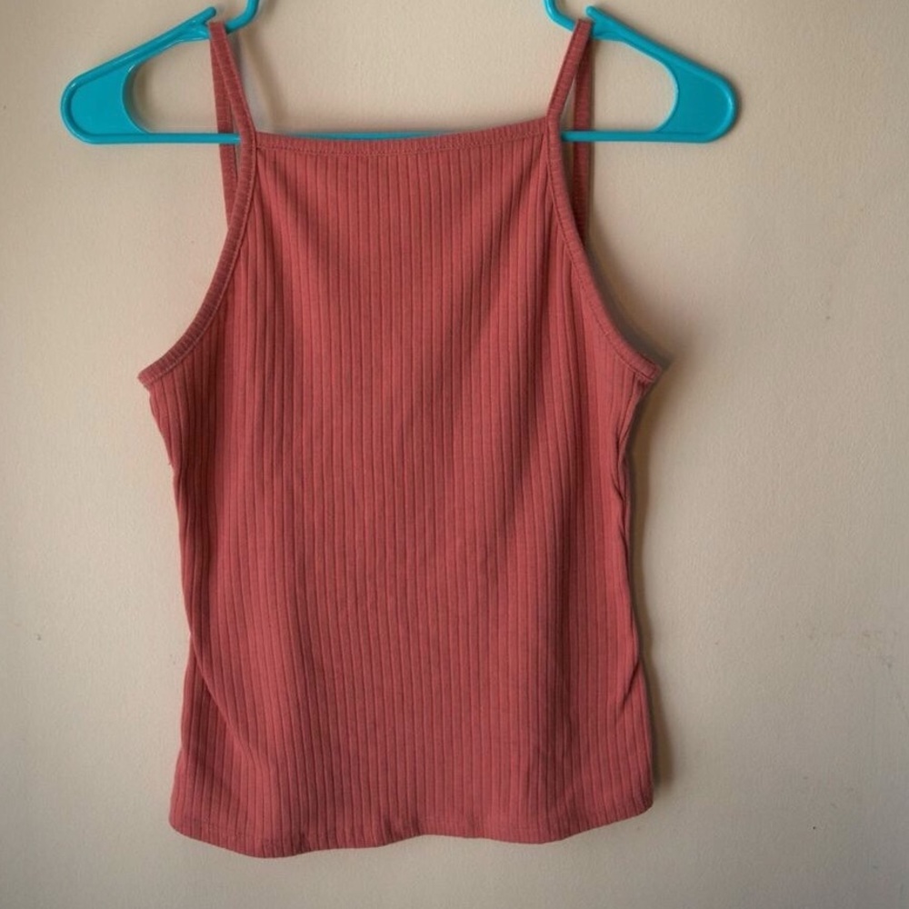 Rubbed crop top
