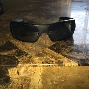 Men's Oakley Polarized Sunglasses