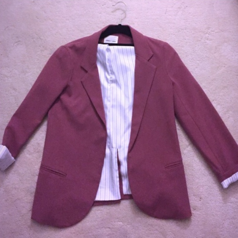🆕 Silence+noise mauve pink blazer from Urban O.