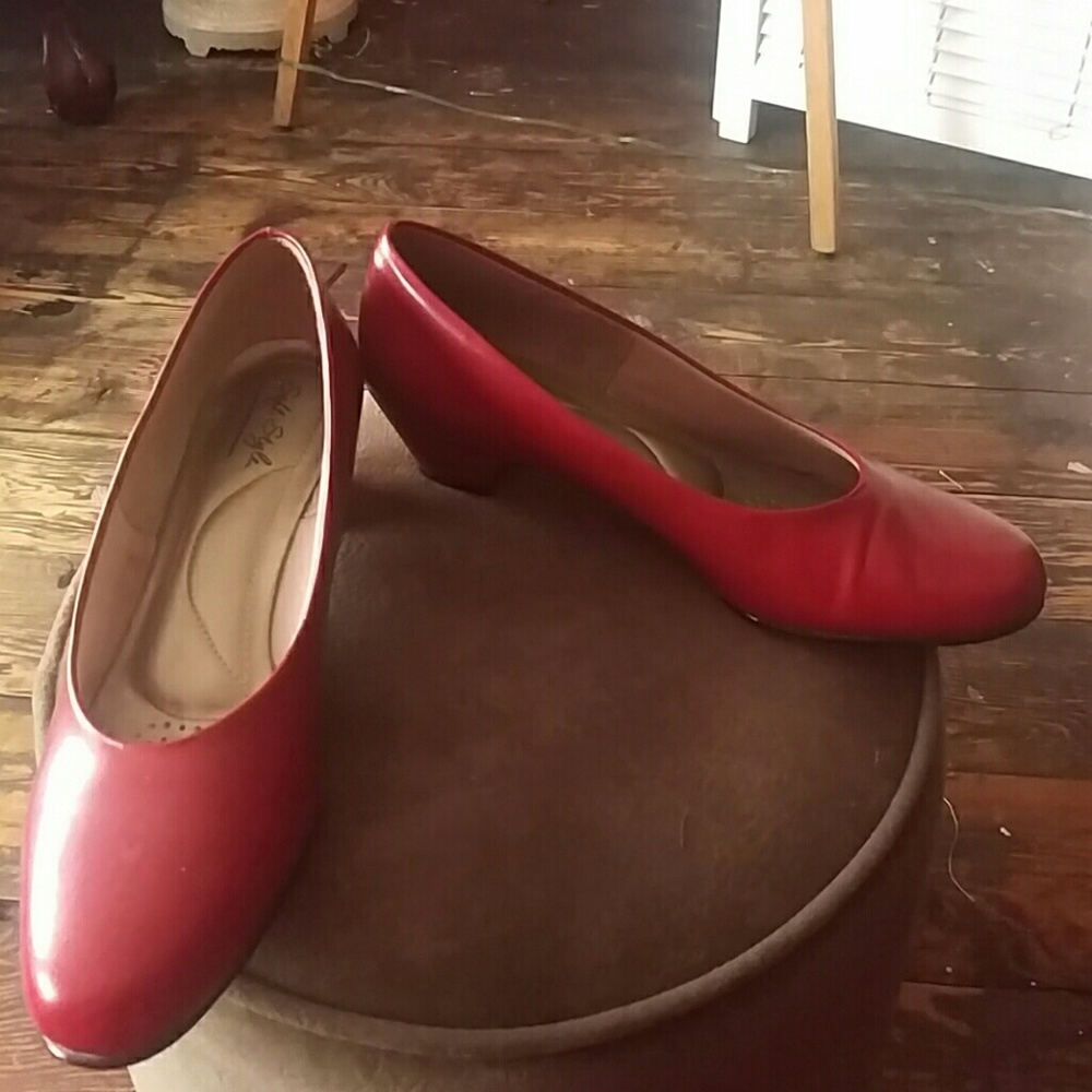 Soft Style Small Heels