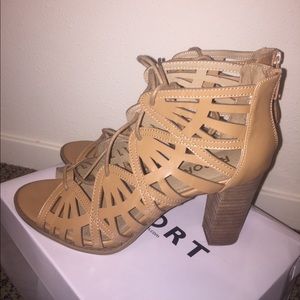 Tan heels