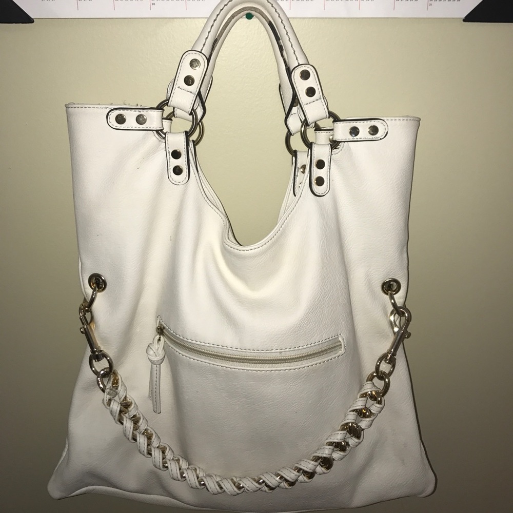 Sandra Roberts White and Gold handbag