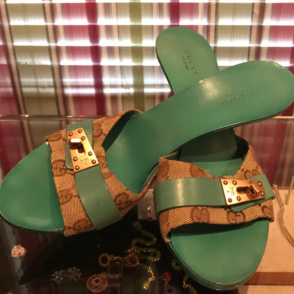 Authentic Gucci logo miles