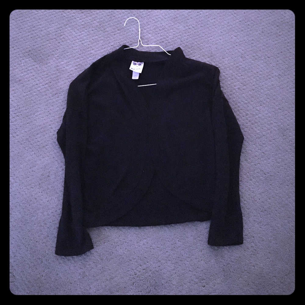 Black semi-sheer cardigan🖤