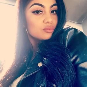 Meet your Posher, Jasmine