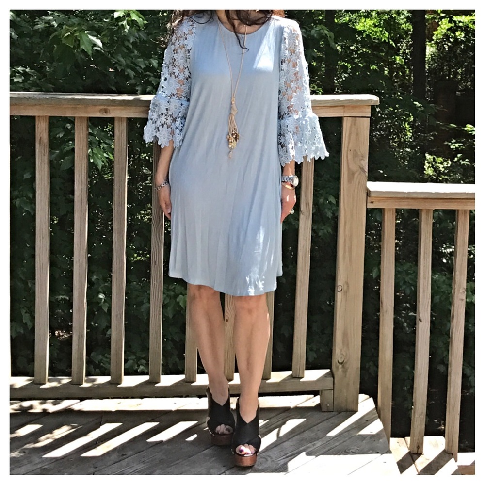 ✨LAST ONE ✨Crochet sleeves dress - Picture 7 of 7