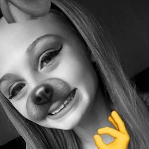 Meet your Posher, Macy