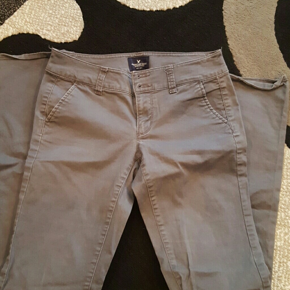 AE Khaki pants grey size 00