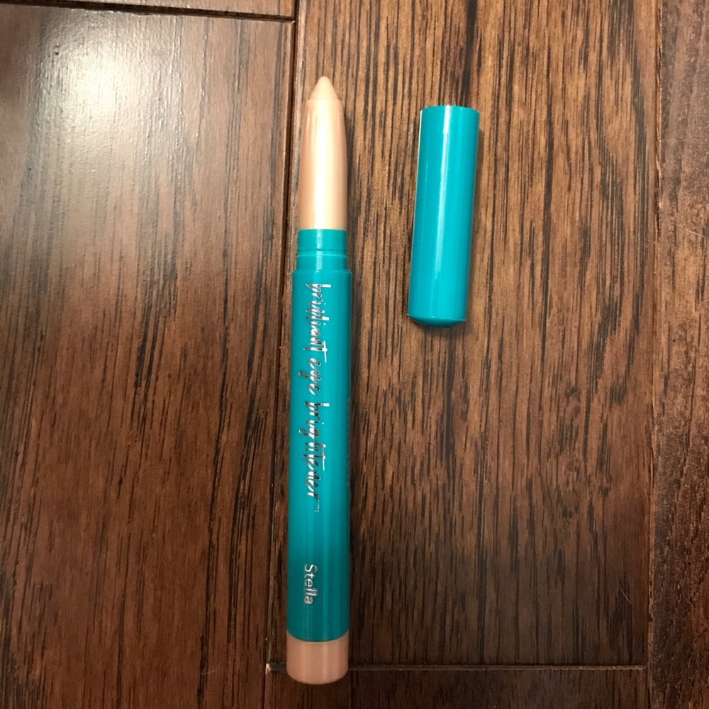 Brilliant eye brightened Eye shadow stick