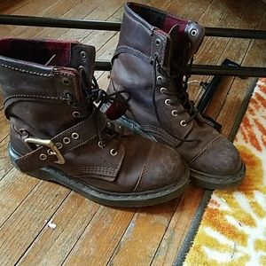 Brown original dr martens great condition