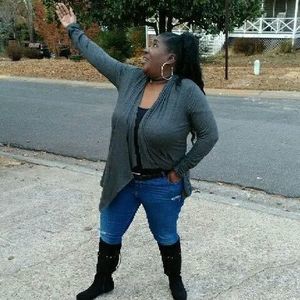 Meet your Posher, Thomasina