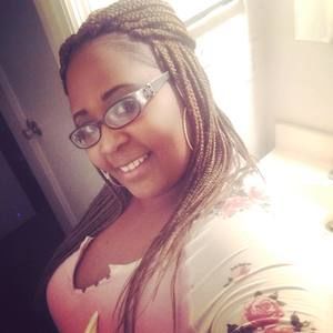 Meet your Posher, Yvette