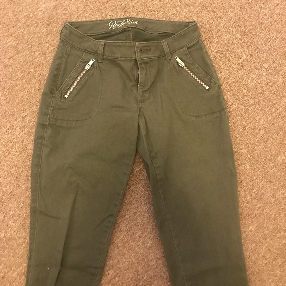 ONLY WORE ONCE Army colored jeans with zippers