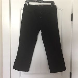 Joe's Jeans Socialite Kicker Crop in black size 30