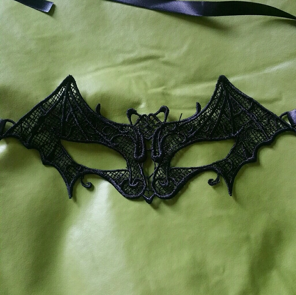 Sexy Lace Bat Mask