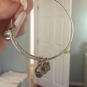 Alex and Ami cupcake charm bracelet