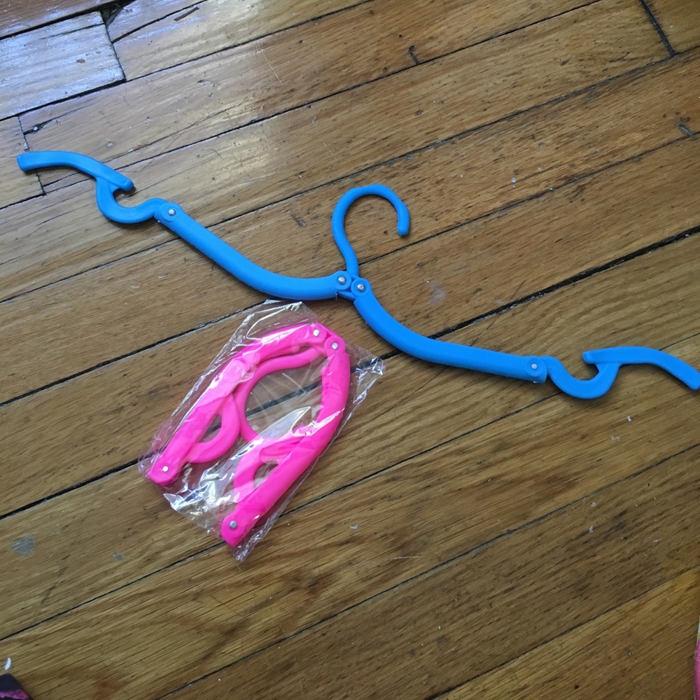 Travel Hangers!!!