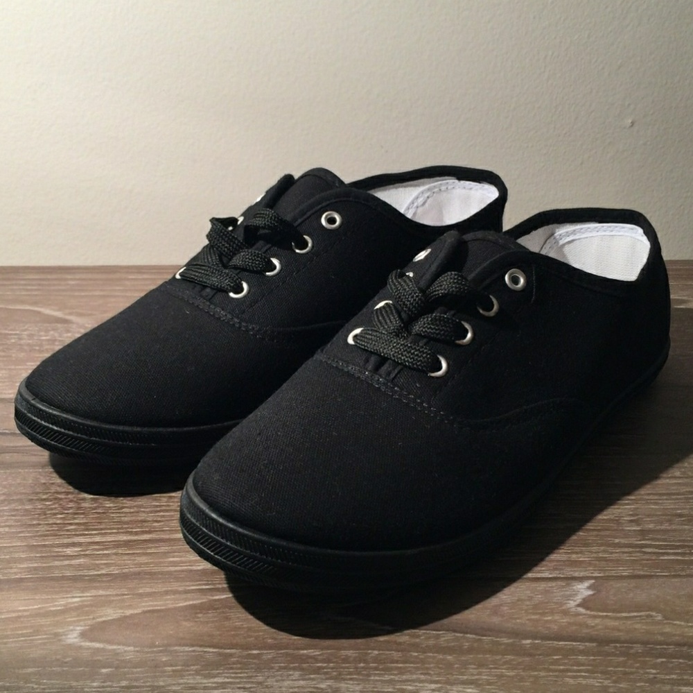 Womens Canvas Shoes