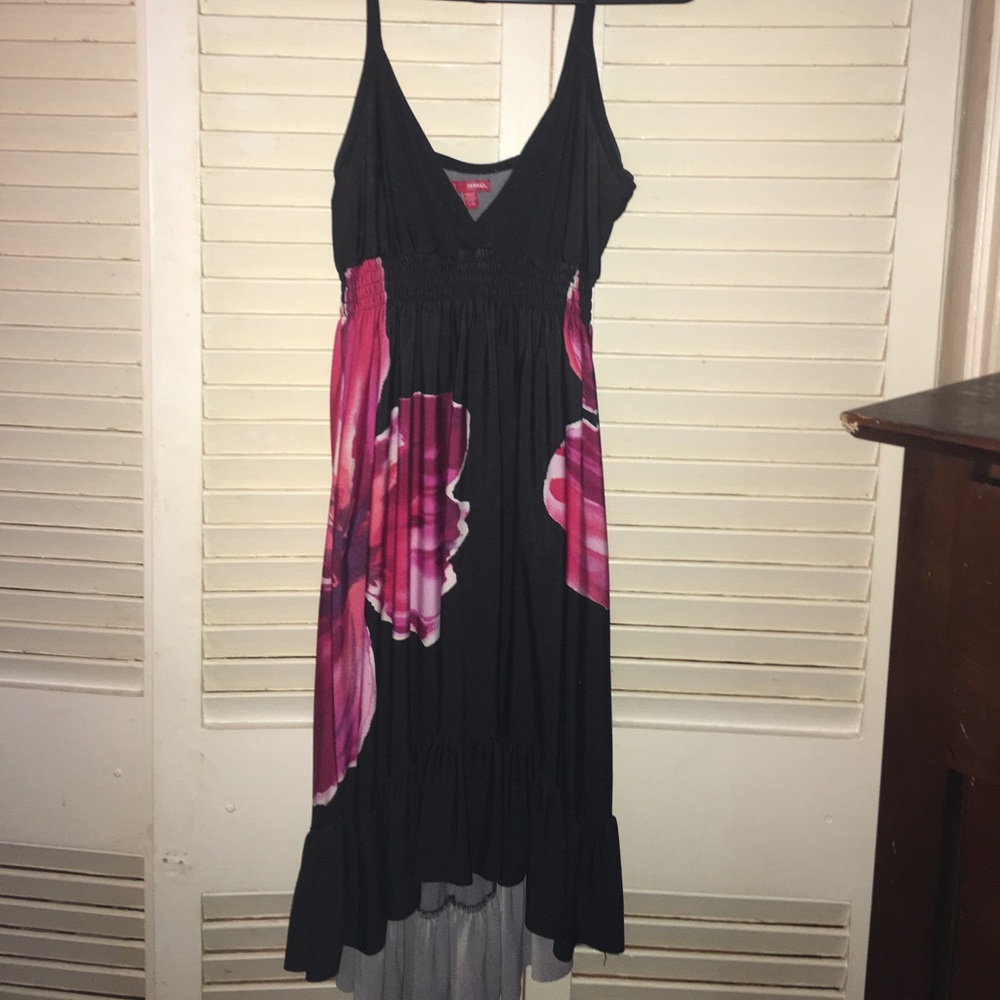 🌺🌺Black floral hi low dress🌺🌺