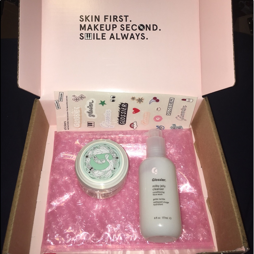 SOLD🎉 Glossier Detox Mask and Cleanser