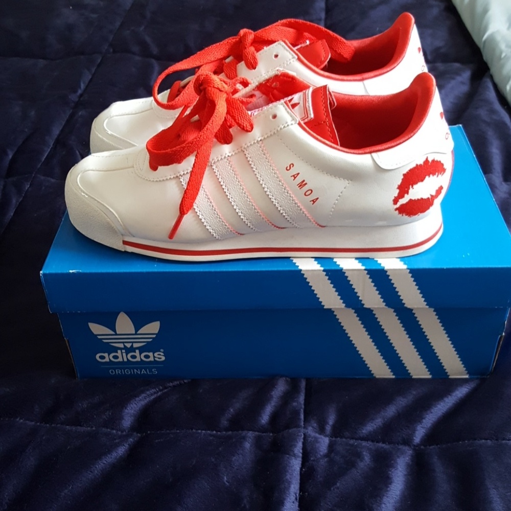 Adidas Samoas Valentine's day