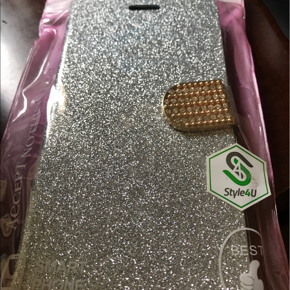 iPhone 6 Plus cell phone case. Never opened.