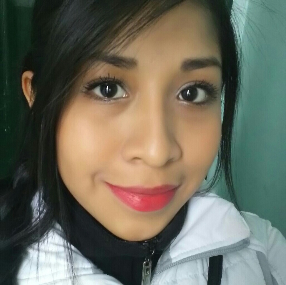 Meet your Posher, Blanca