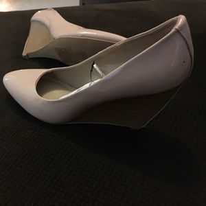 Express wedge point shoes