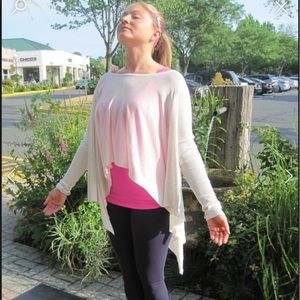 NWOT enlighten pullover