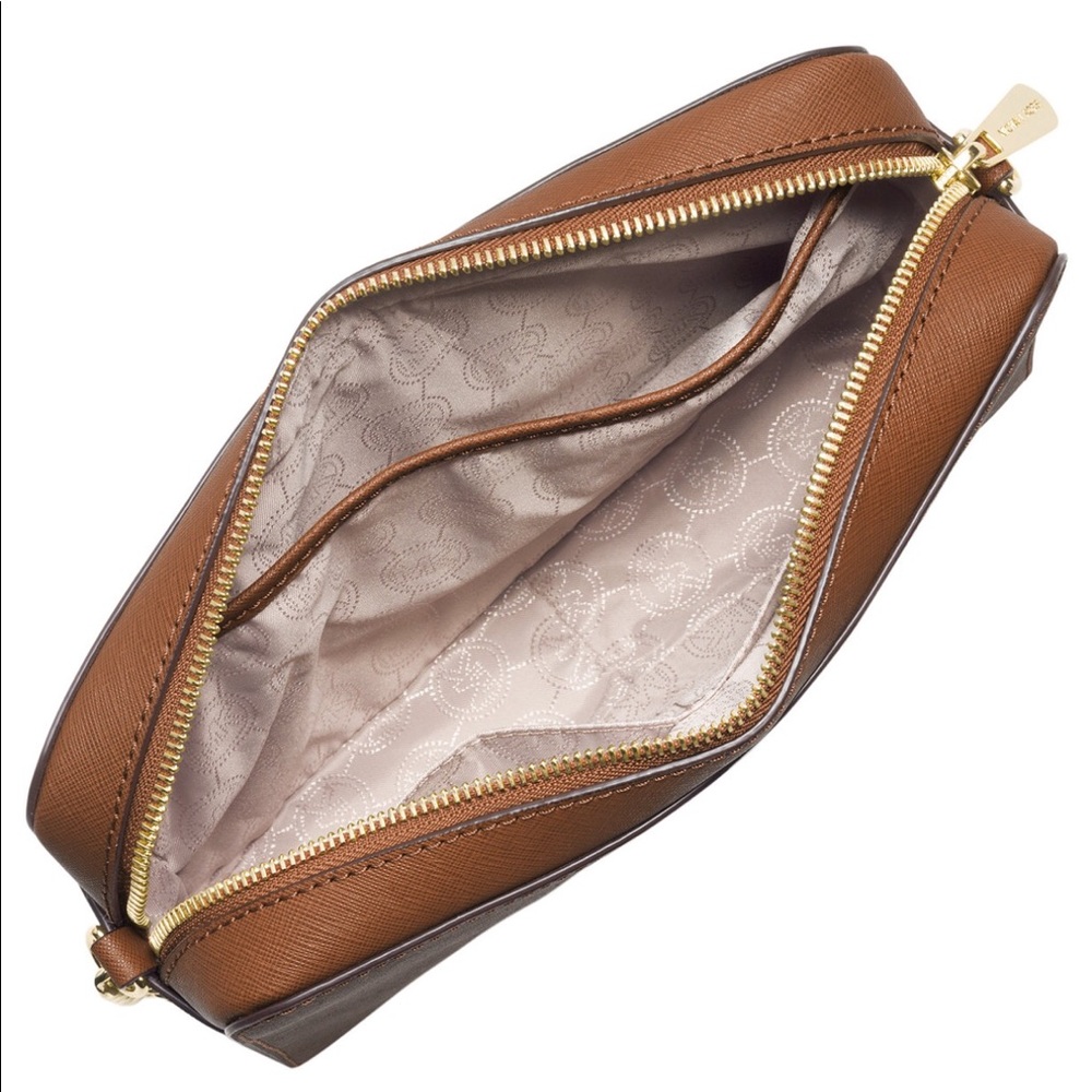 MICHAEL KORS JET SET TRAVEL LARGE CROSSBODY - Picture 2 of 8