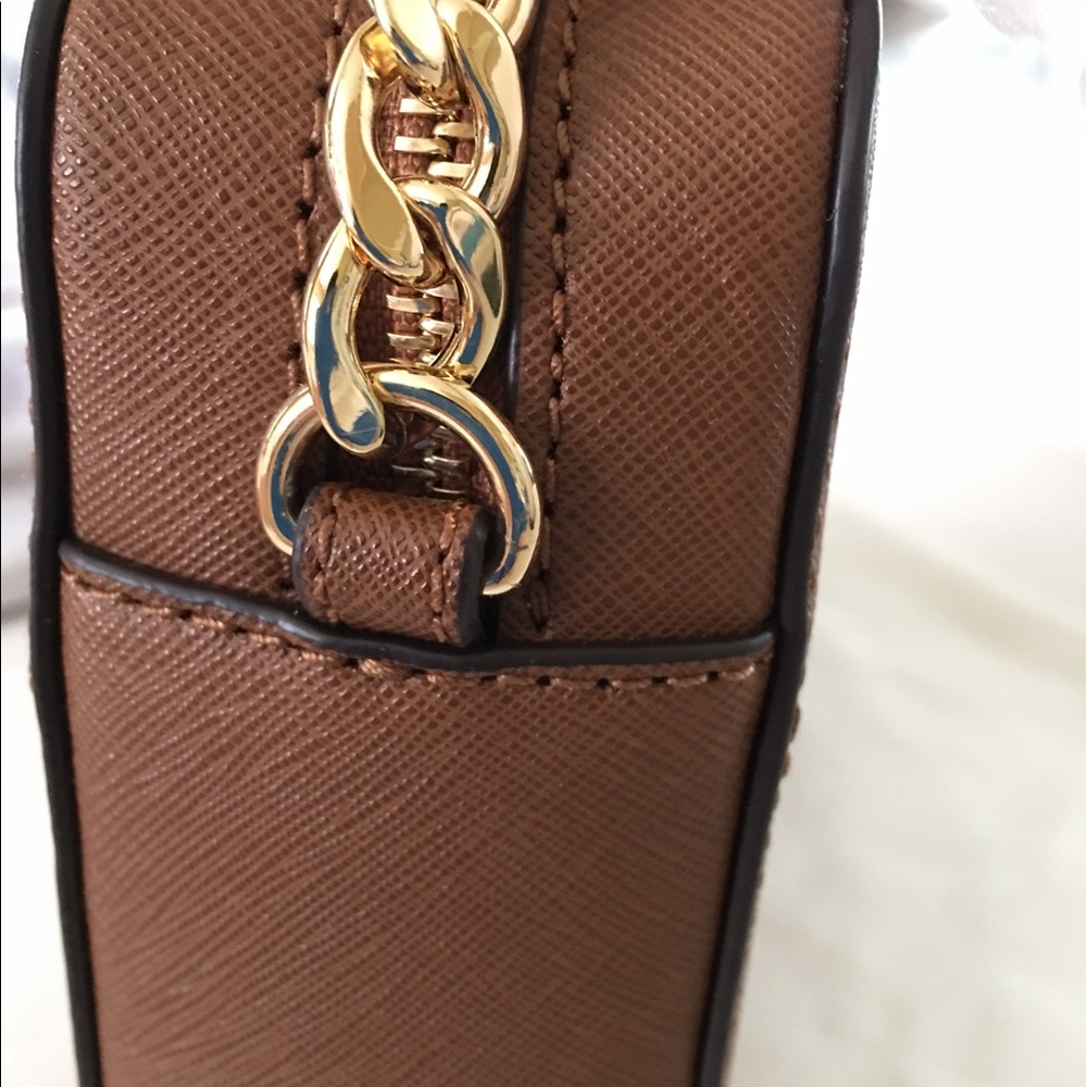MICHAEL KORS JET SET TRAVEL LARGE CROSSBODY - Picture 5 of 8