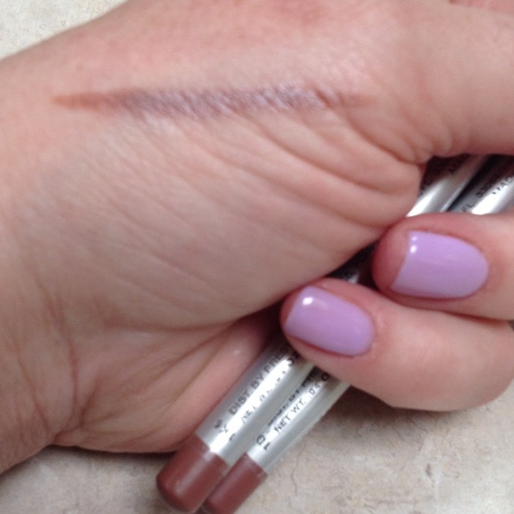 💥SOLD💥 Prestige Lipliner.SHIMMER L-02 - Picture 2 of 6