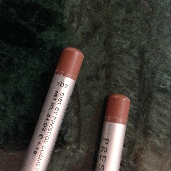 💥SOLD💥 Prestige Lipliner.SHIMMER L-02 - Picture 5 of 6